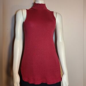 Free with purchase, women's sleeveless top